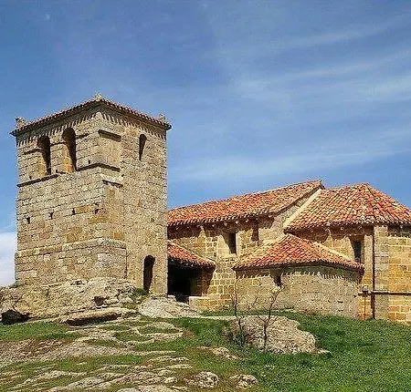 El Pozo De Los Lobos